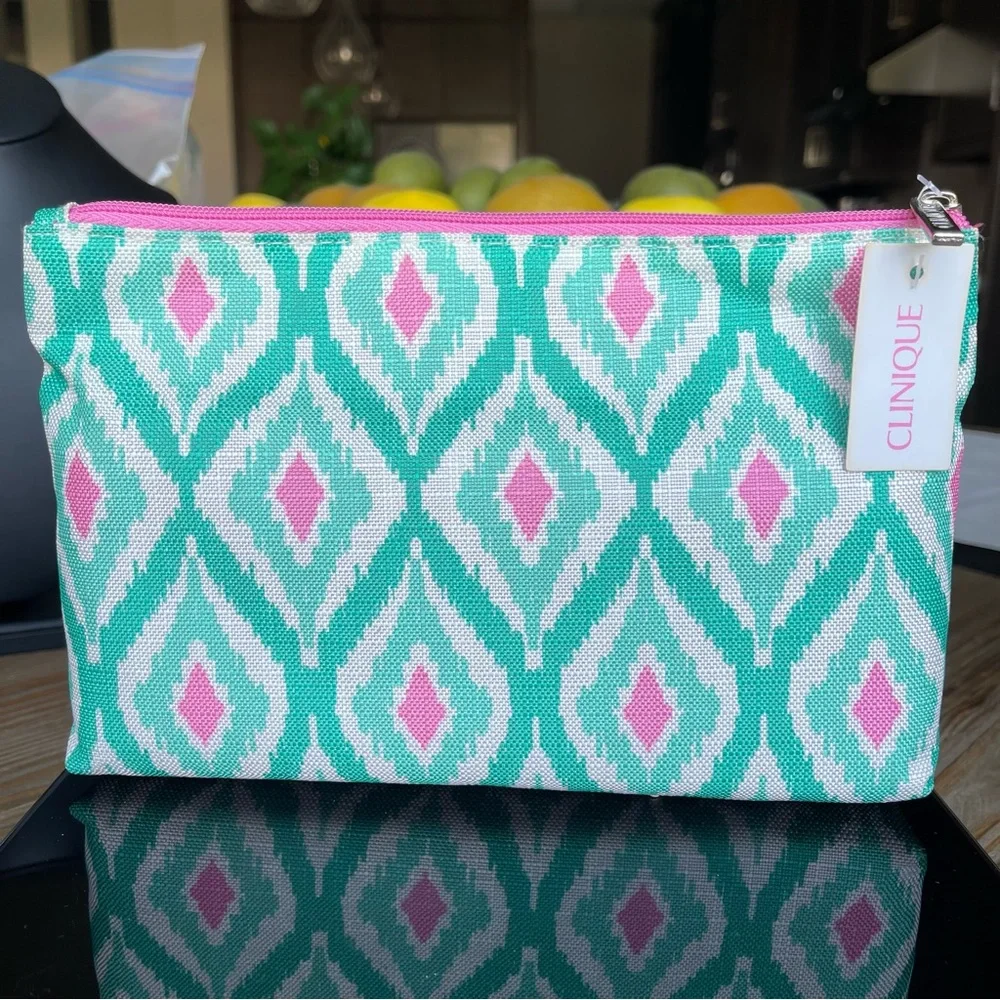 Clinique NWT Pink & Turquoise Ikat Print Cosmetic Makeup Travel Bag